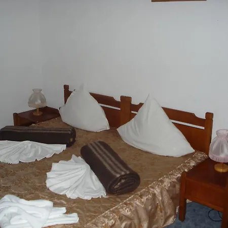 Atena Hotel 2*
